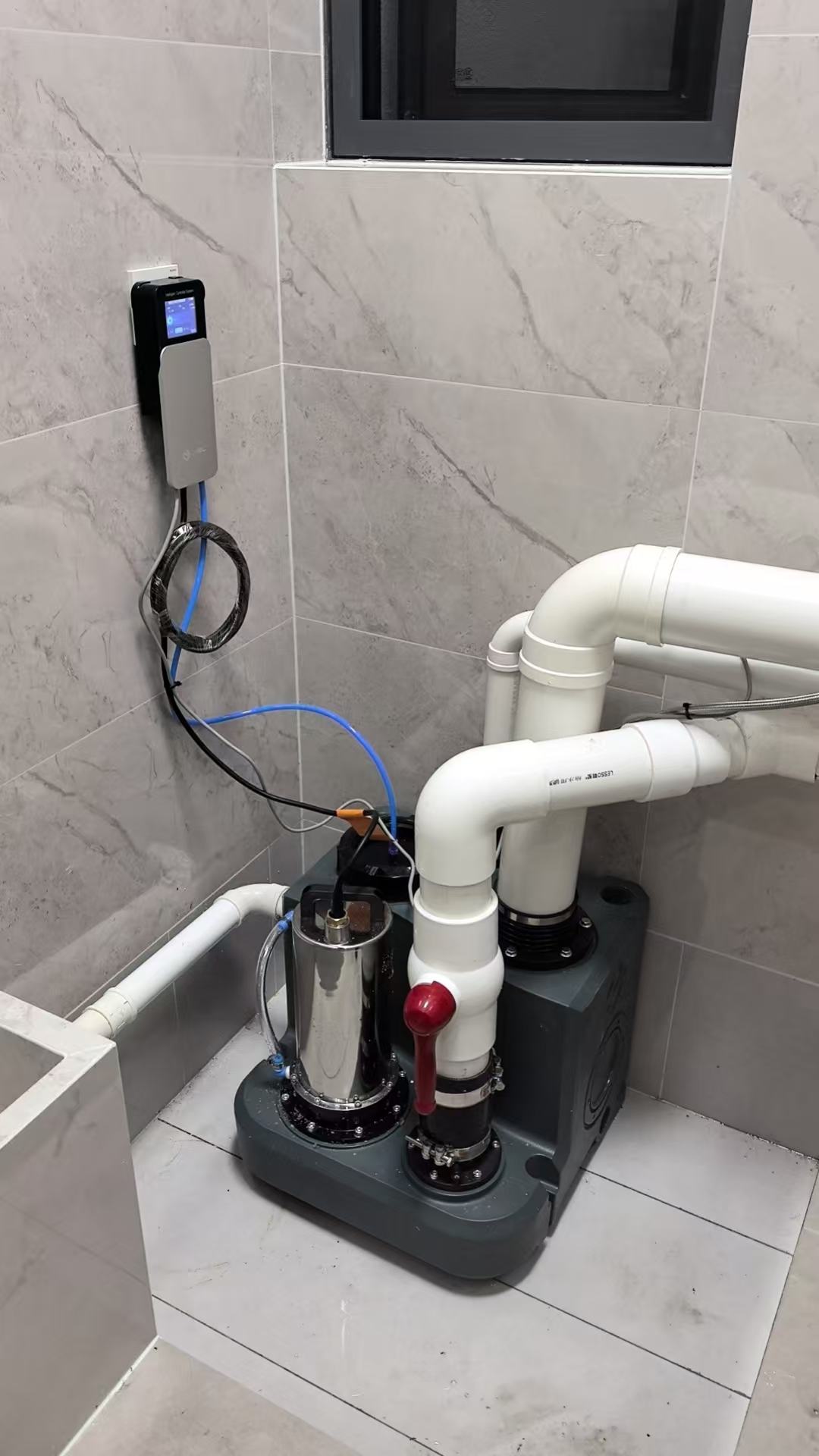 污水提升器